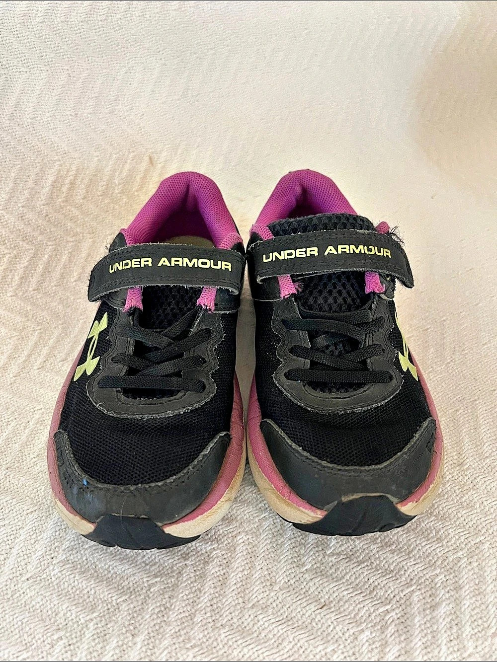 Under Armour Pre-School Pursuit AC Running Shoes Black & Pink US 12K